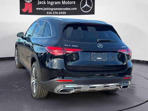 Black 2026 Mercedes-Benz GLC 300 4MATIC