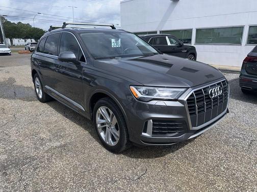 Samurai Gray Metallic 2020 Audi Q7 45 Premium Plus
