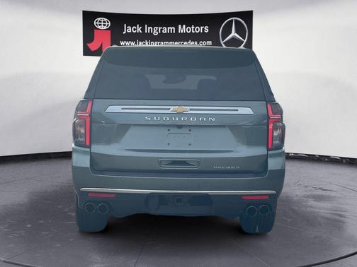 2023 Chevrolet Suburban Premier