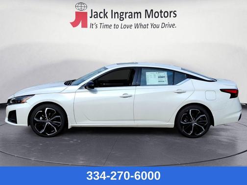 2025 Nissan Altima SR FWD