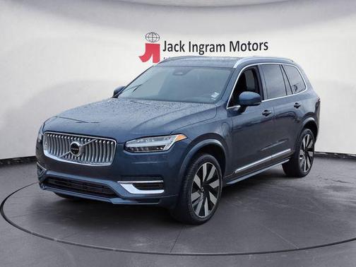 2025 Volvo XC90 Plug-In Hybrid Ultra