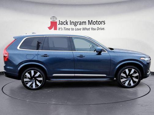 2025 Volvo XC90 Plug-In Hybrid Ultra