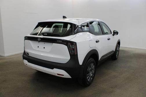 Fresh Powder 2026 Nissan Kicks S