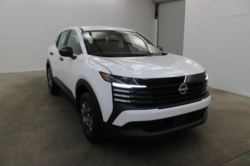 Fresh Powder 2026 Nissan Kicks S