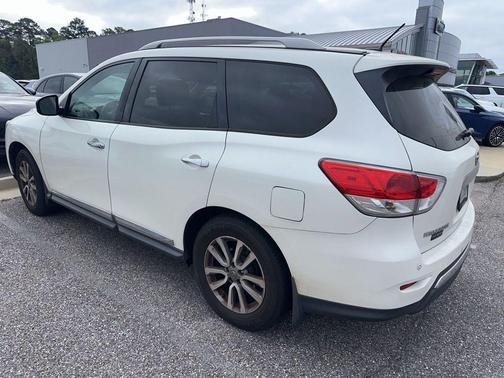 2015 Nissan Pathfinder SL