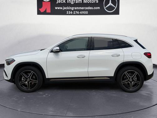 Polar White 2026 Mercedes-Benz GLA 250 4MATIC