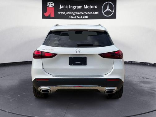 Polar White 2026 Mercedes-Benz GLA 250 4MATIC