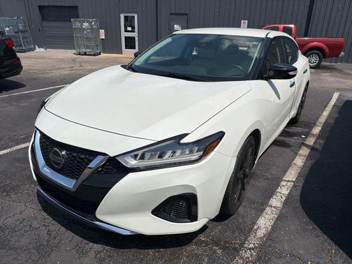 Pearl White 2020 Nissan Maxima 3.5 SV