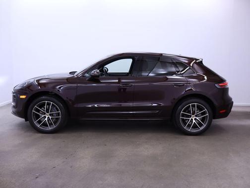 2024 Porsche Macan 