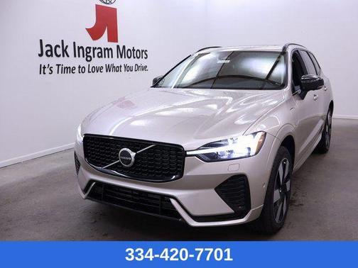 2025 Volvo XC60 Plug-In Hybrid Plus