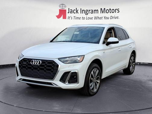 2025 Audi Q5 45 S line Prestige