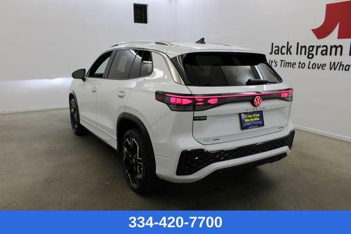 2026 Volkswagen Tiguan 2.0T SEL R-Line 4MOTION