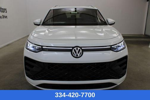 2026 Volkswagen Tiguan 2.0T SEL R-Line 4MOTION