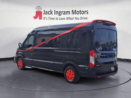 2024 Ford Transit-350 XLT