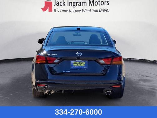 2025 Nissan Altima SR FWD