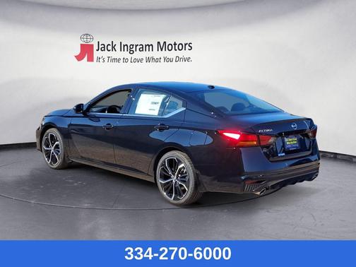 2025 Nissan Altima SR FWD