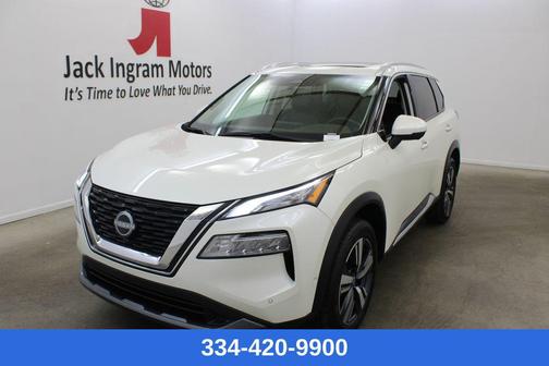 Pearl White 2023 Nissan Rogue SL