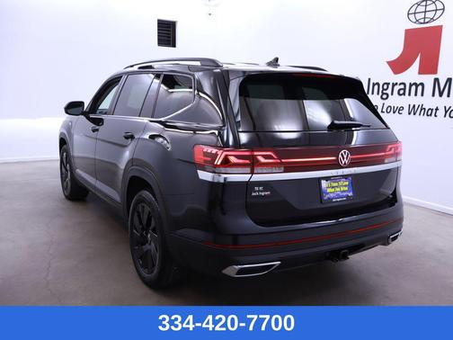 2025 Volkswagen Atlas Cross Sport 2.0T SEL Premium