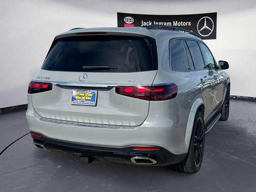 2026 Mercedes-Benz GLS 450 4MATIC
