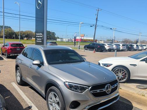 2023 Mercedes-Benz GLC 300 Base