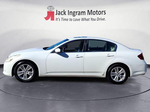 2011 INFINITI G37 Journey