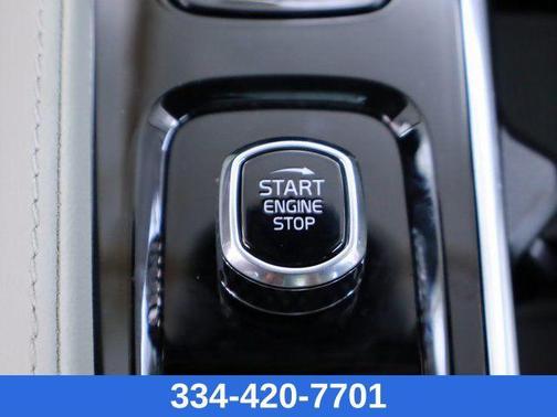 2025 Volvo XC90 Plus
