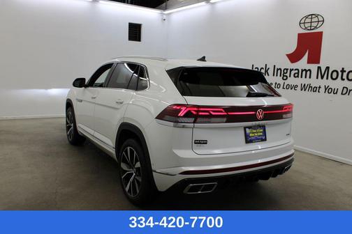 2025 Volkswagen Atlas Cross Sport 2.0T SEL Premium