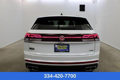 2025 Volkswagen Atlas Cross Sport 2.0T SEL Premium