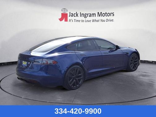 2022 Tesla Model S Base