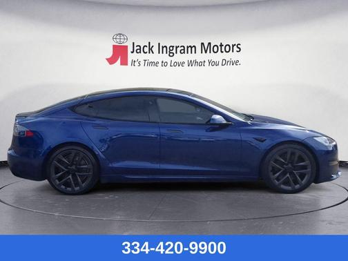 2022 Tesla Model S Base