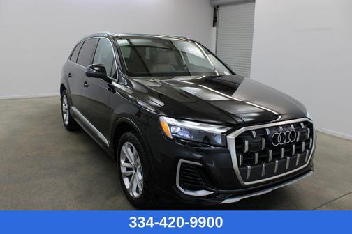 2025 Audi Q7 45 Premium Plus