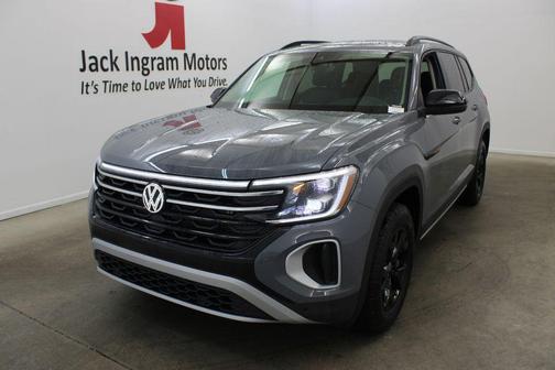 2026 Volkswagen Atlas Peak Edition