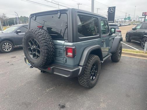 2024 Jeep Wrangler Willys