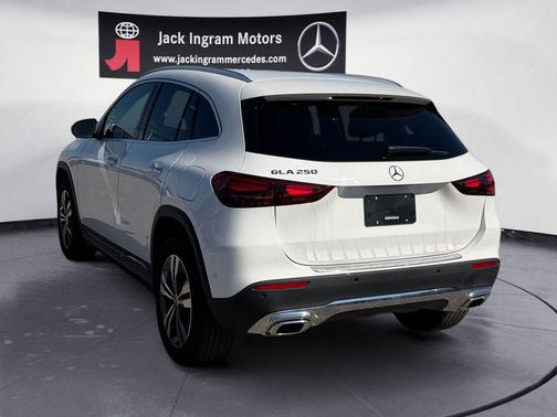 2026 Mercedes-Benz GLA 250 4MATIC
