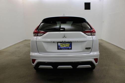 White Diamond 2025 Mitsubishi Eclipse Cross SEL