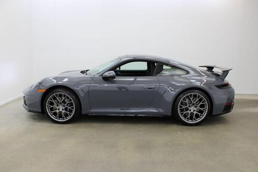 2026 Porsche 911 Carrera