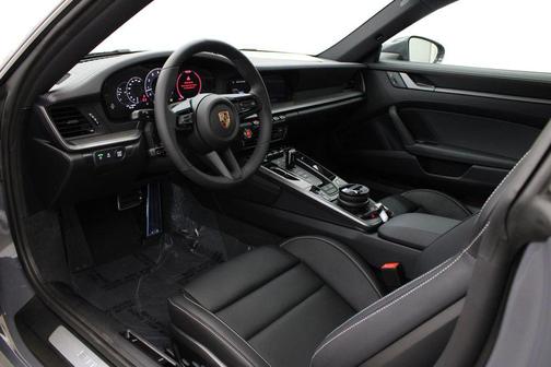 2026 Porsche 911 Carrera