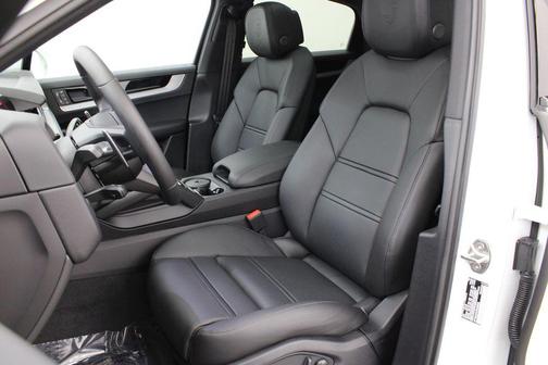 2026 Porsche Cayenne S