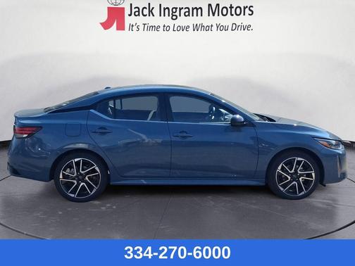 2025 Nissan Sentra SR