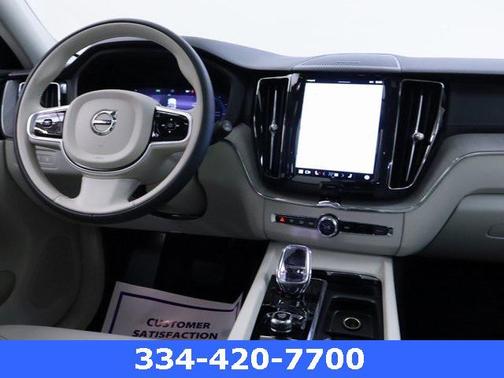 2025 Volvo XC60 Plug-In Hybrid T8 Ultra