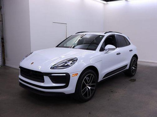 2024 Porsche Macan Base