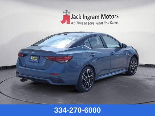 2025 Nissan Sentra SR