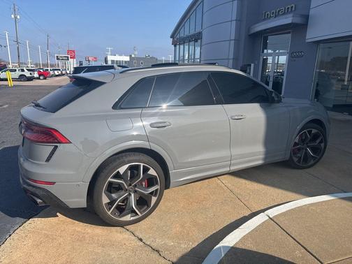 2024 Audi RS Q8 4.0T