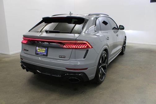 2024 Audi RS Q8 4.0T