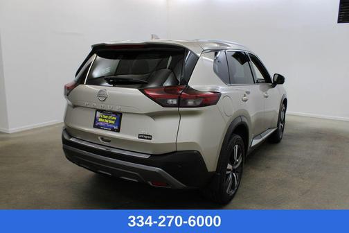 2022 Nissan Rogue SL