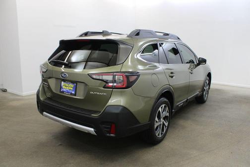 Green Metallic 2022 Subaru Outback Limited