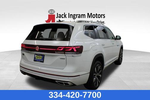 2025 Volkswagen Atlas 2.0T SEL Premium R-Line 4MOTION