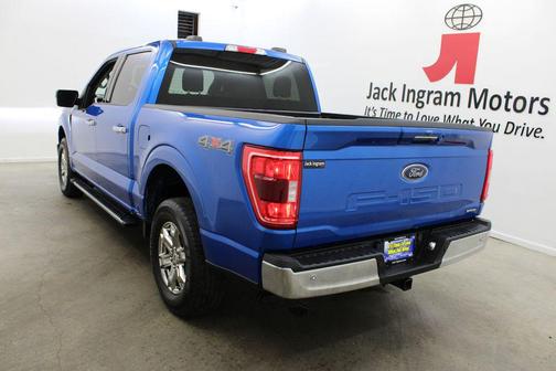 Blue Metallic 2021 Ford F-150 XLT