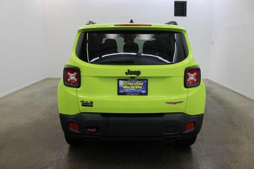 Hypergreen Clearcoat 2017 Jeep Renegade Trailhawk