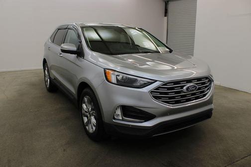 Silver Metallic 2023 Ford Edge Titanium